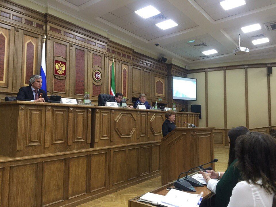 В Государственном Совете Республики Татарстан проходит мозговой штурм молодых депутатов