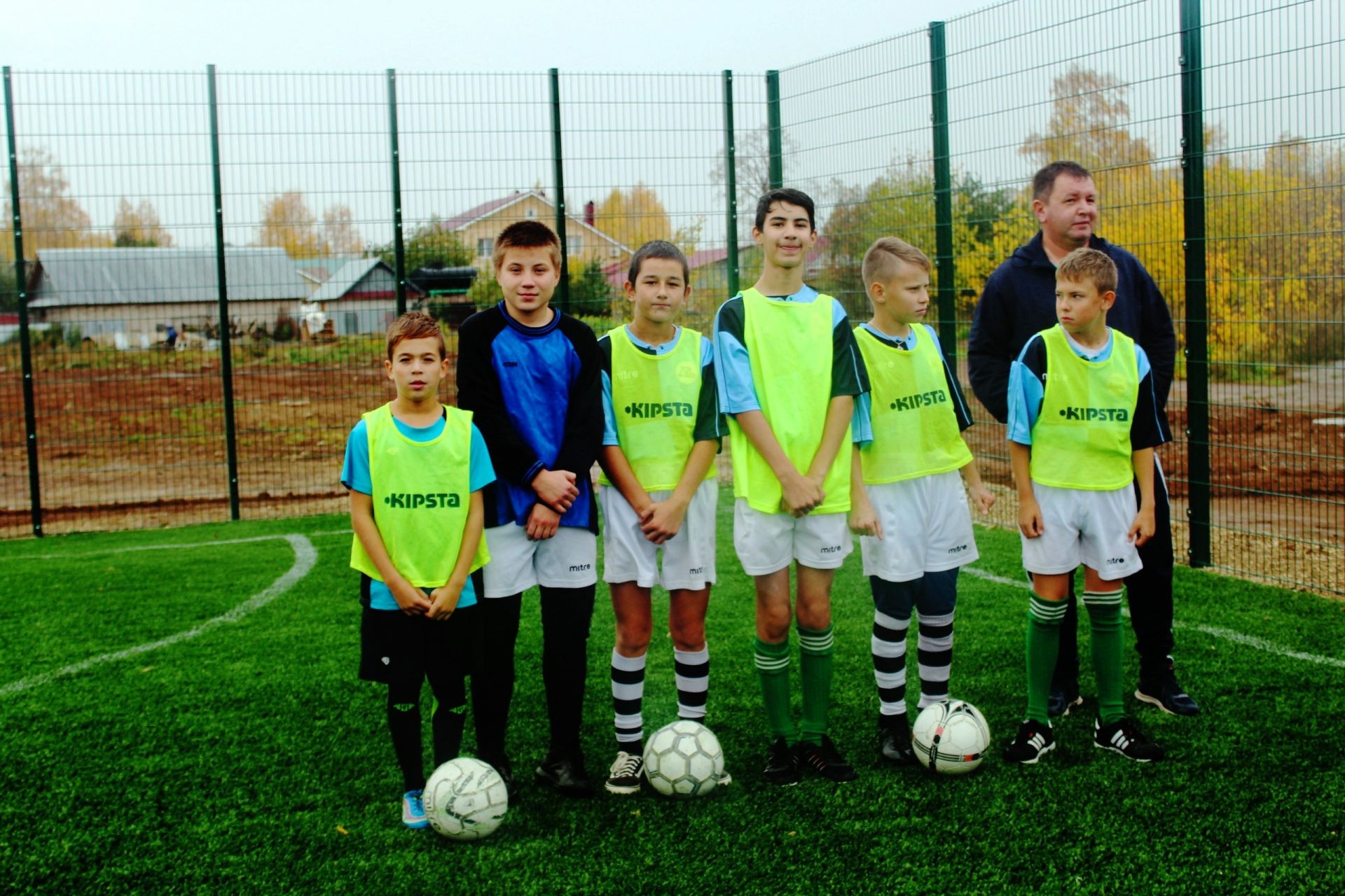 В Менделеевске открыли новую школьную спортивную площадку