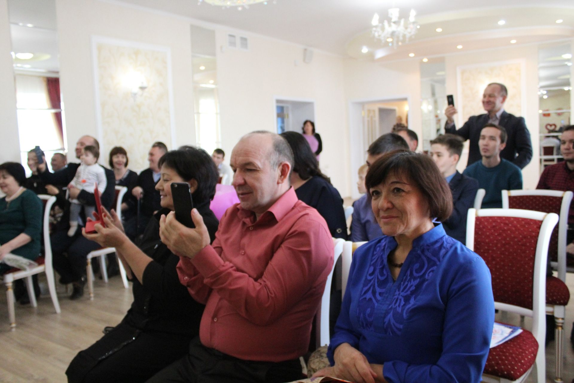 Супруги Хафизовы из Менделеевского района отметили 60-летие совместной жизни
