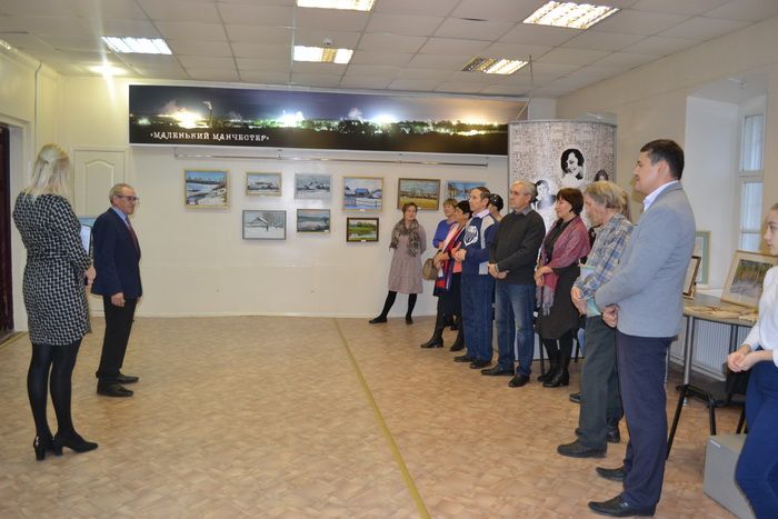В краеведческом музее состоялось открытие персональной выставки художника Айрата Фазлинурова