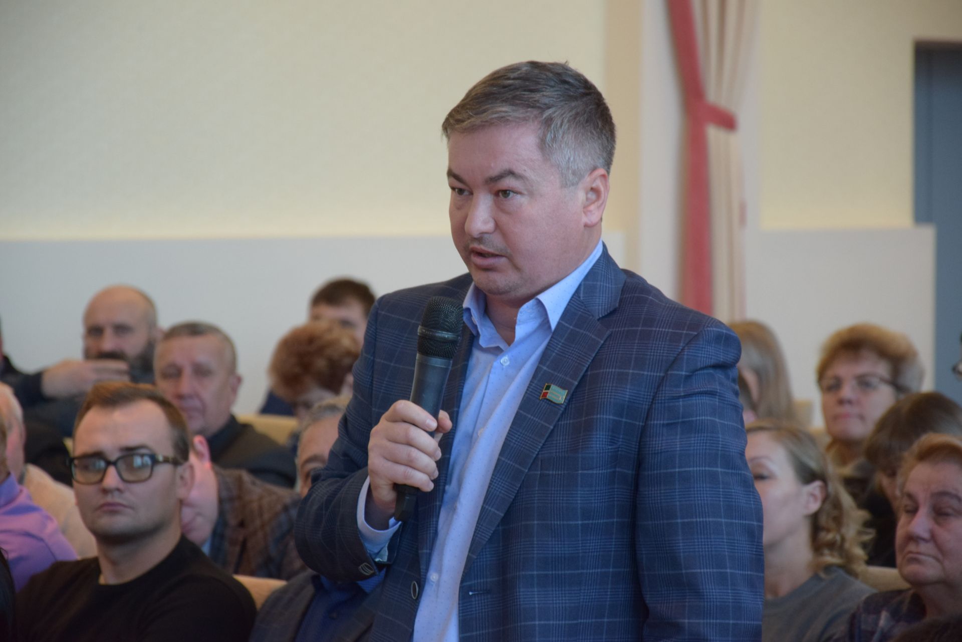 Глава района В. Чершинцев: «Кто желает реализовать в районе бизнес - проект, обращайтесь»