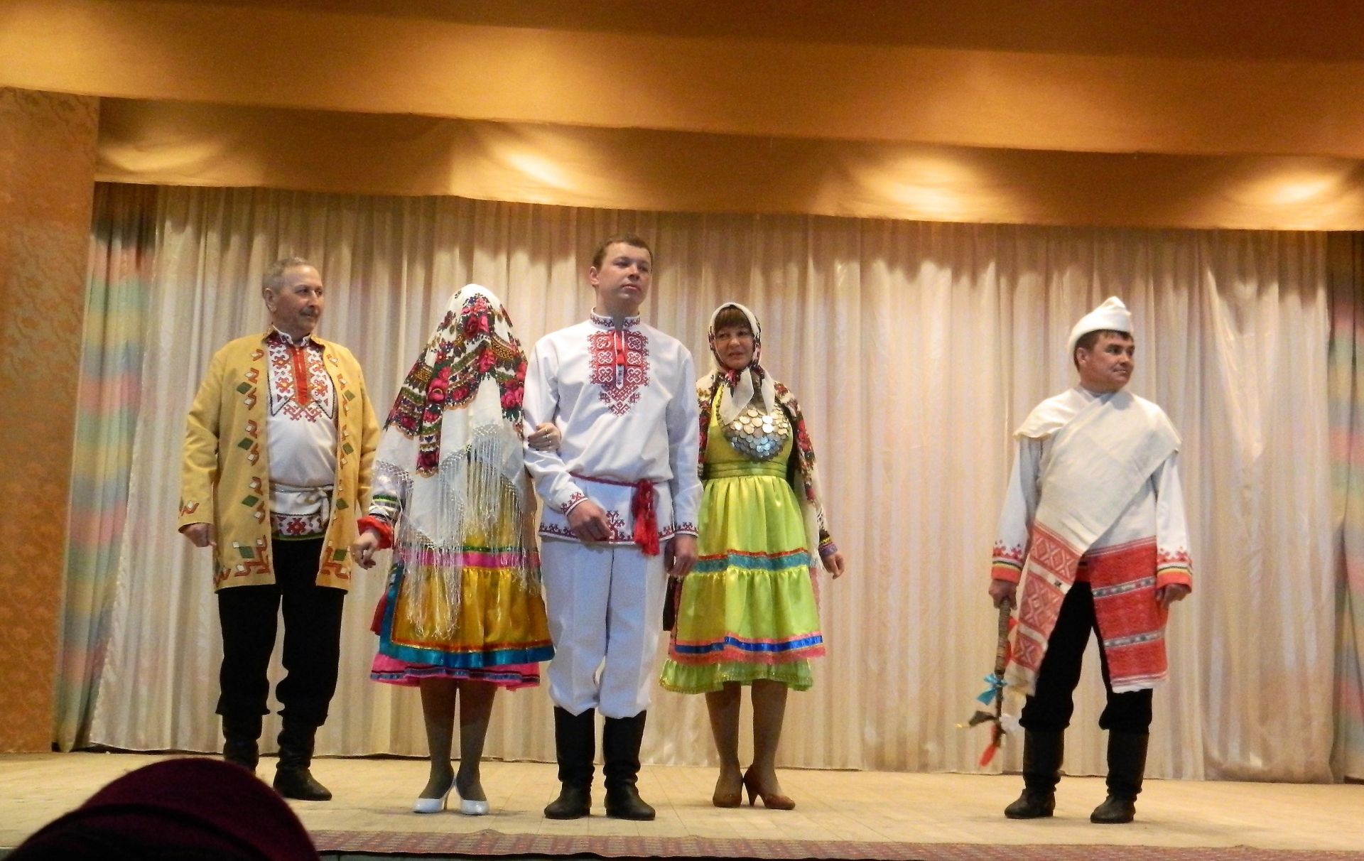 В селе Ильнеть прошел показ национальных костюмов "Марий вургем пайрем унала ужеш"