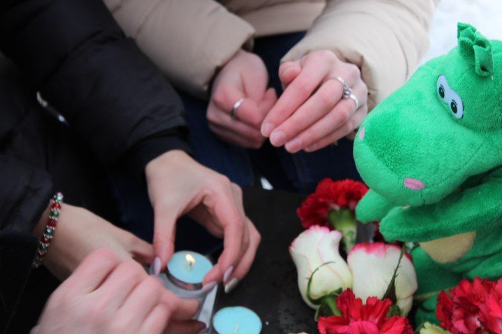 Менделеевцы смогут почтить память жертв трагедии в Кемерове на Аллее героев