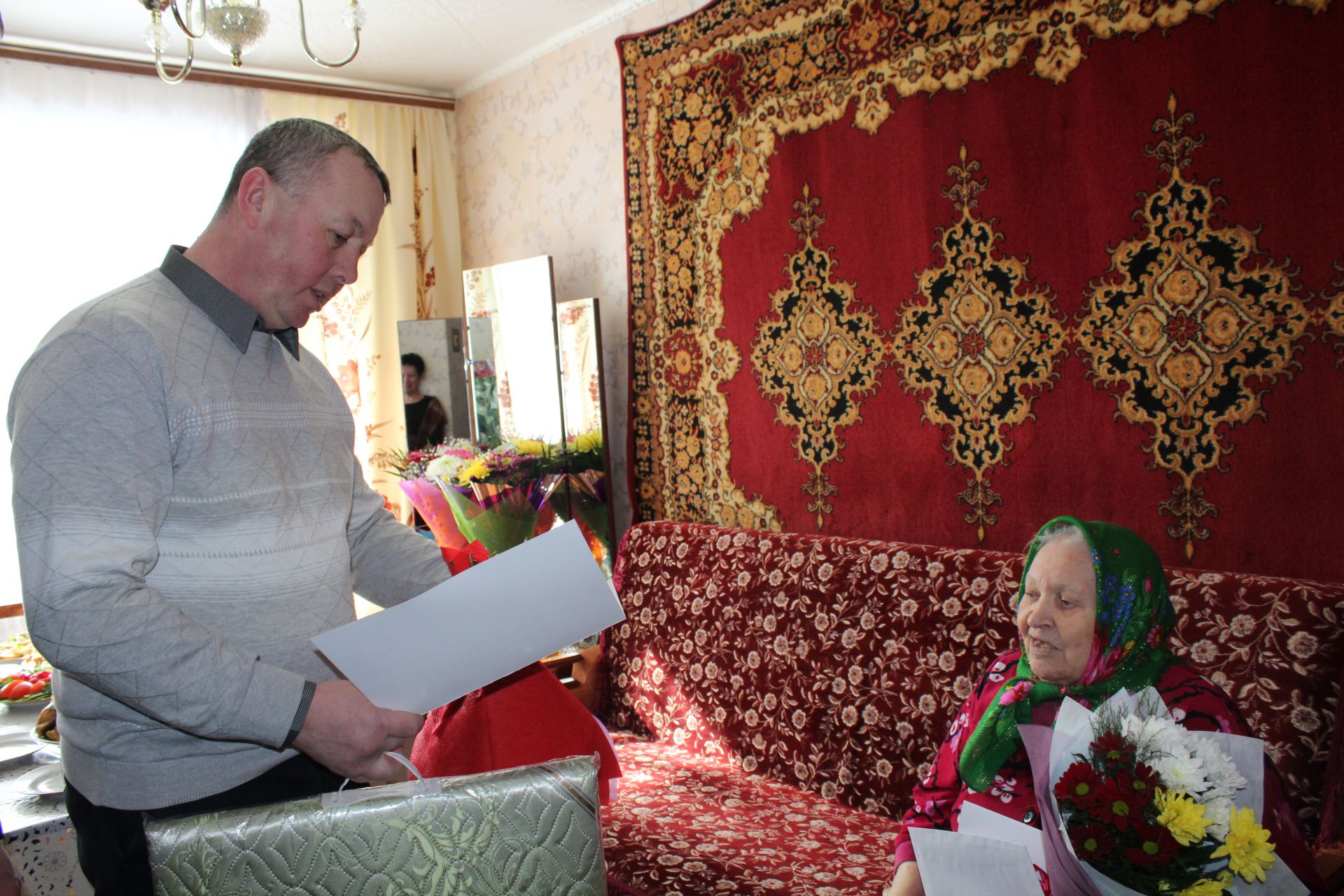Свой весенний 90-летний юбилей отметила Евдокия Журавлева