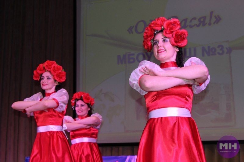 В Менделеевске фестиваль народного творчества стартовал с учителей