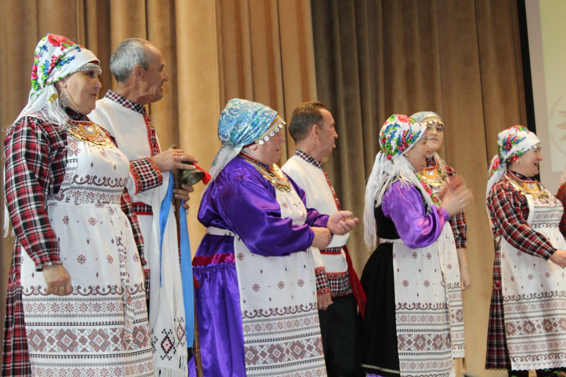 Что объединяет русских, татар, удмуртов, кряшен и марийцев Менделеевского района?