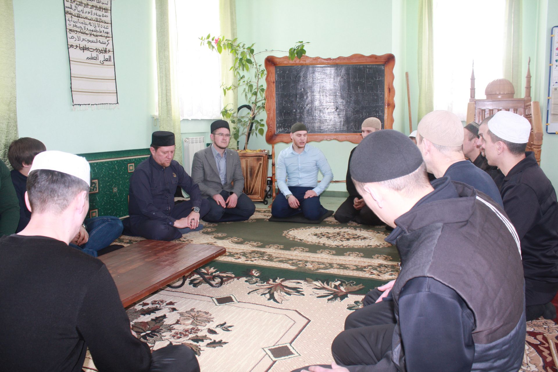 Представители Духовного управления мусульман РТ встретились с заключенными Менделеевска