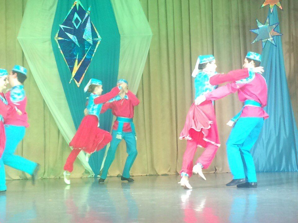 В Менделеевске состоялся отчётный концерт ансамбля “Кристалл”