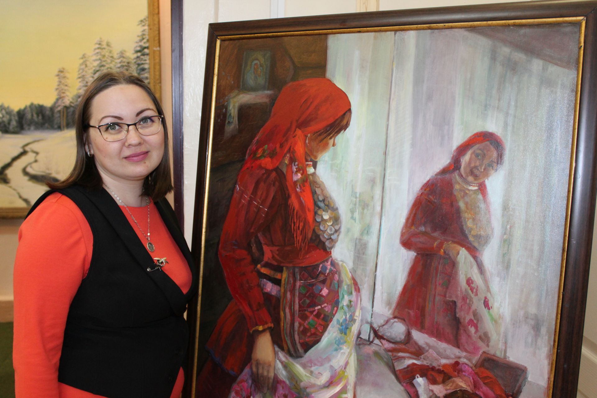 В краеведческом музее открыта выставка уроженки Менделеевска Марины Симоновой (Захаровой)