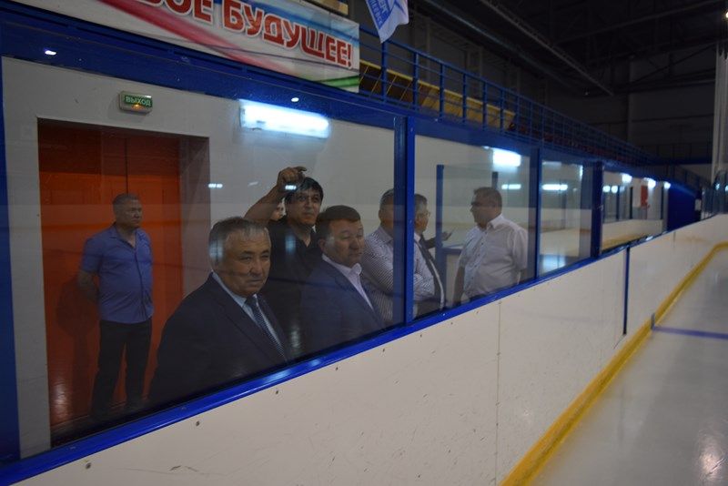 Для делегации Панфиловского района Алматинской области Республики Казахстан провели экскурсию по Менделеевску