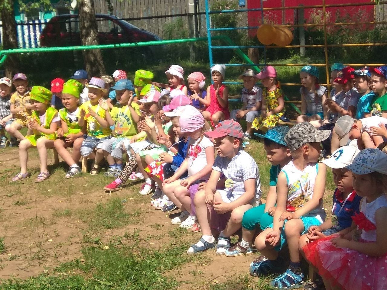 Почему воспитанники детского сада "Рябинушка" решили отправиться в "Именинное путешествие"