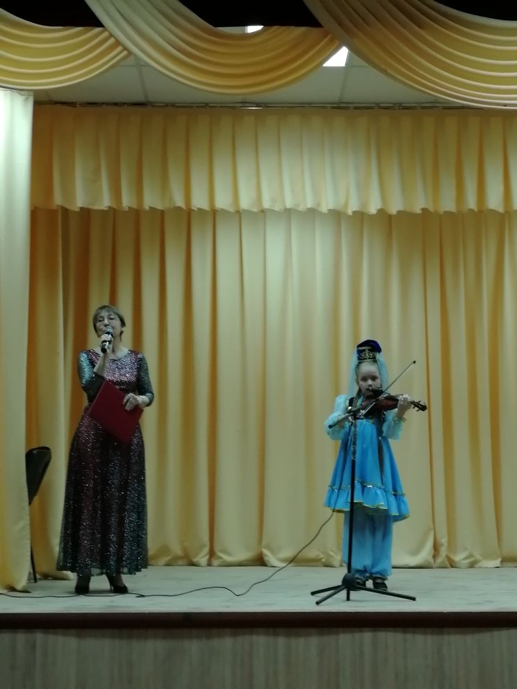 Учащиеся Детской школы искусств выступили с концертом в Ижевке