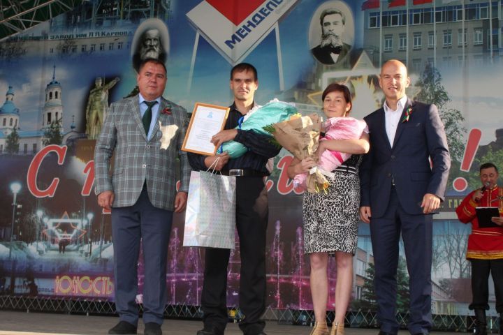 Как Менделеевск встретил День Республики Татарстан