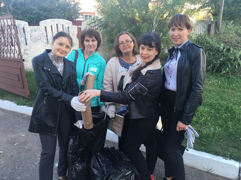Полтонны мусора собрали менделеевцы с центральных улиц города