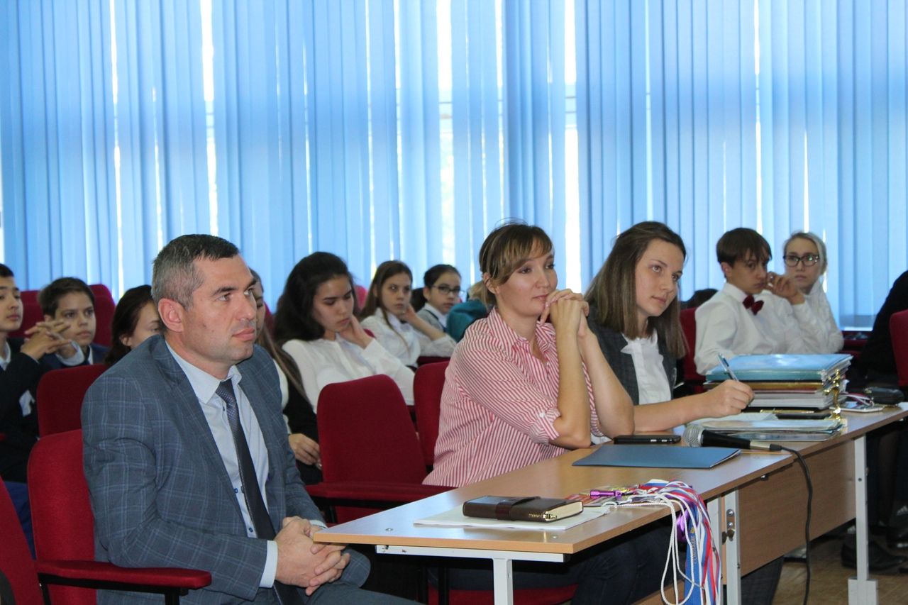 В Менделеевске прошли дебаты на выборы Президента школы №3 и депутатов Детской районной Думы