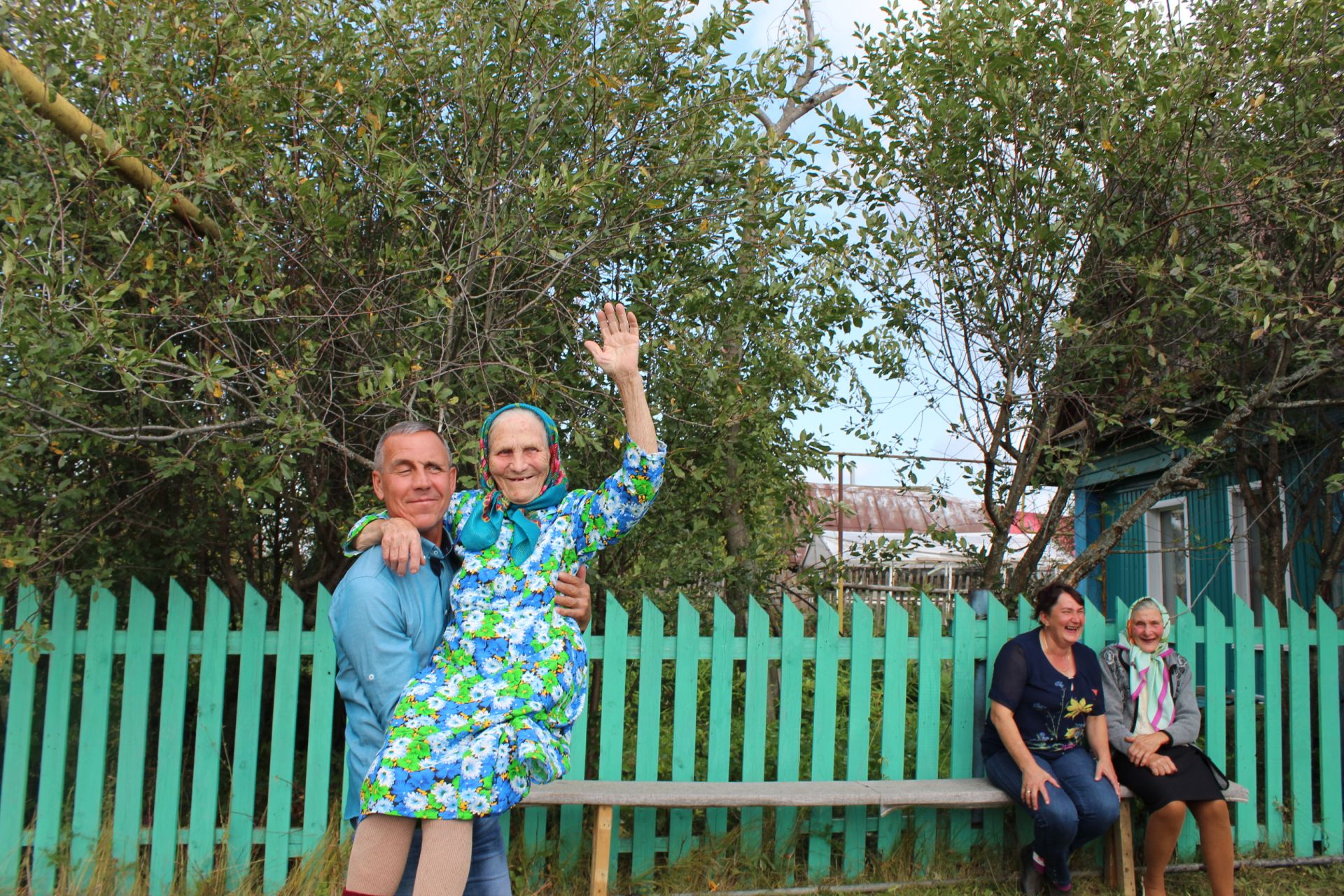 Жительница Менделеевского района Анна Созонова отметила 90-летие