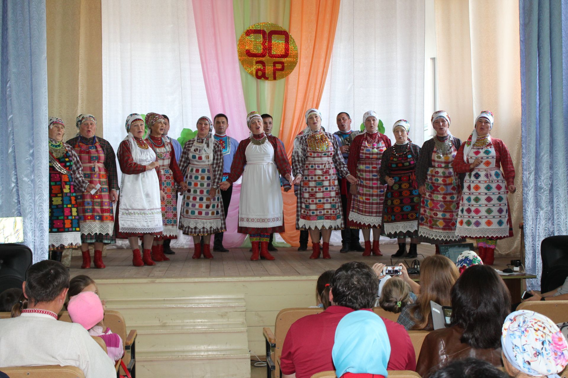 Народный удмуртский ансамбль «Возжайка» отметил юбилей