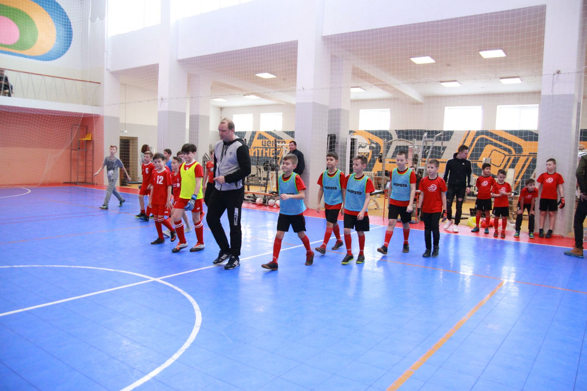В Менделеевске прошел Рождественский турнир по мини-футболу