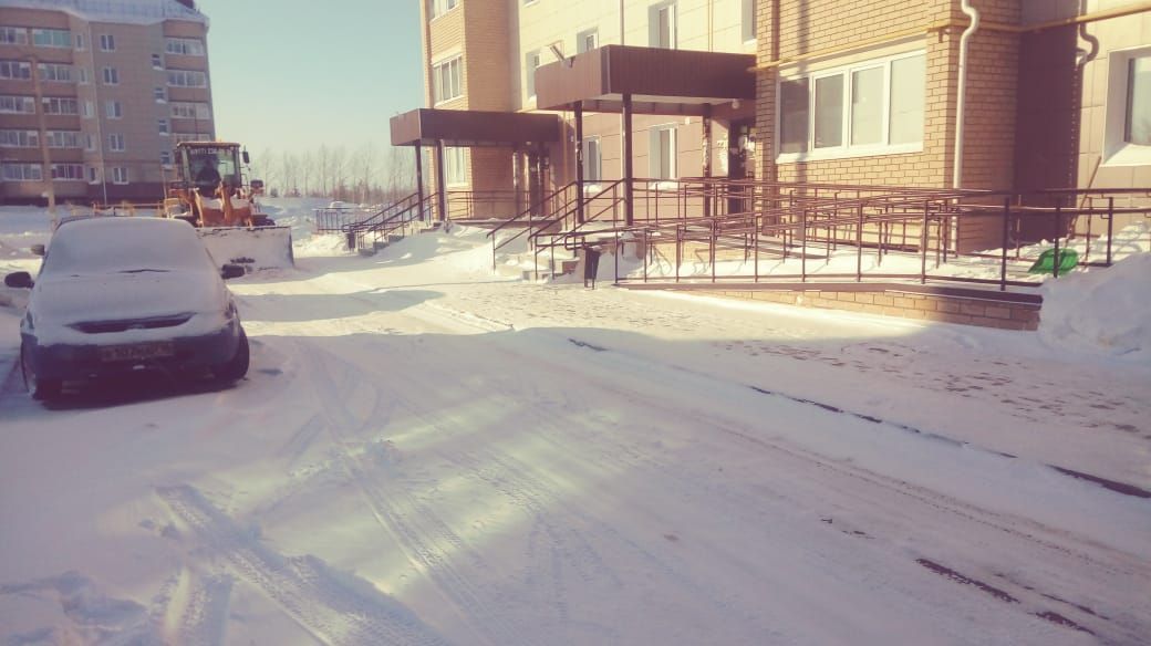 В Менделеевске проводятся работы по очистке дорог от снега