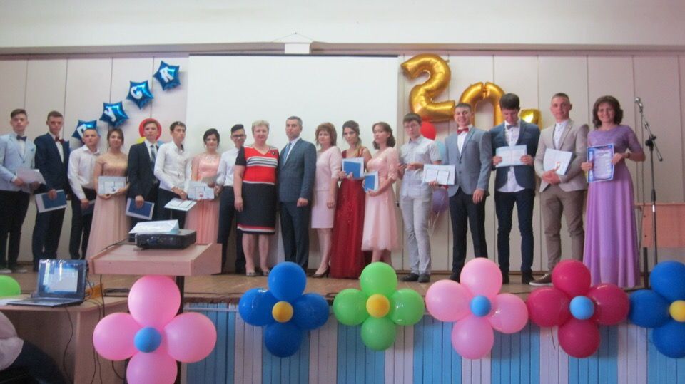 "Вспомним школьные годы":  в школах Менделеевска пройдут встречи выпускников 