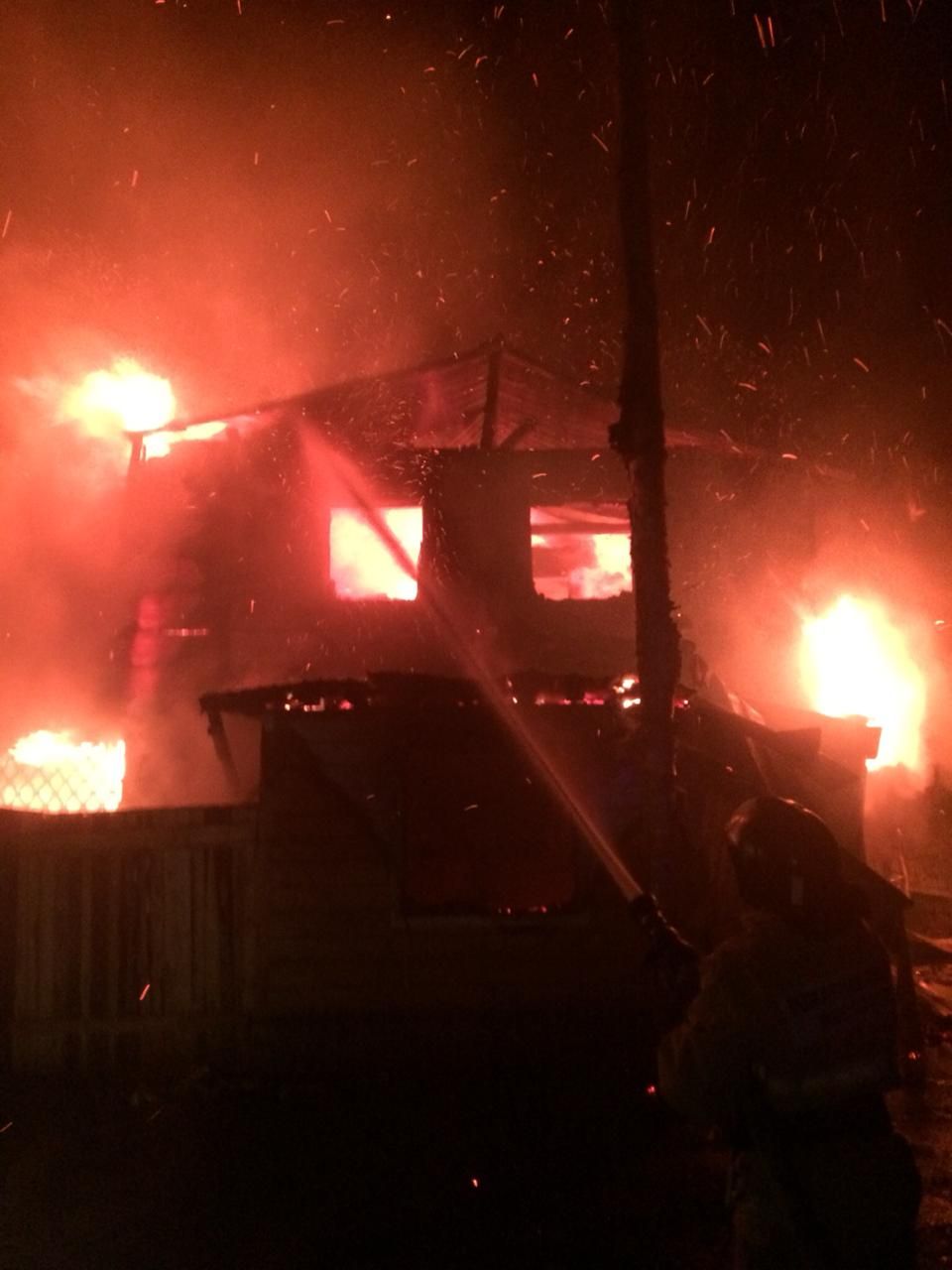В Менделеевском районе сгорела дотла баня