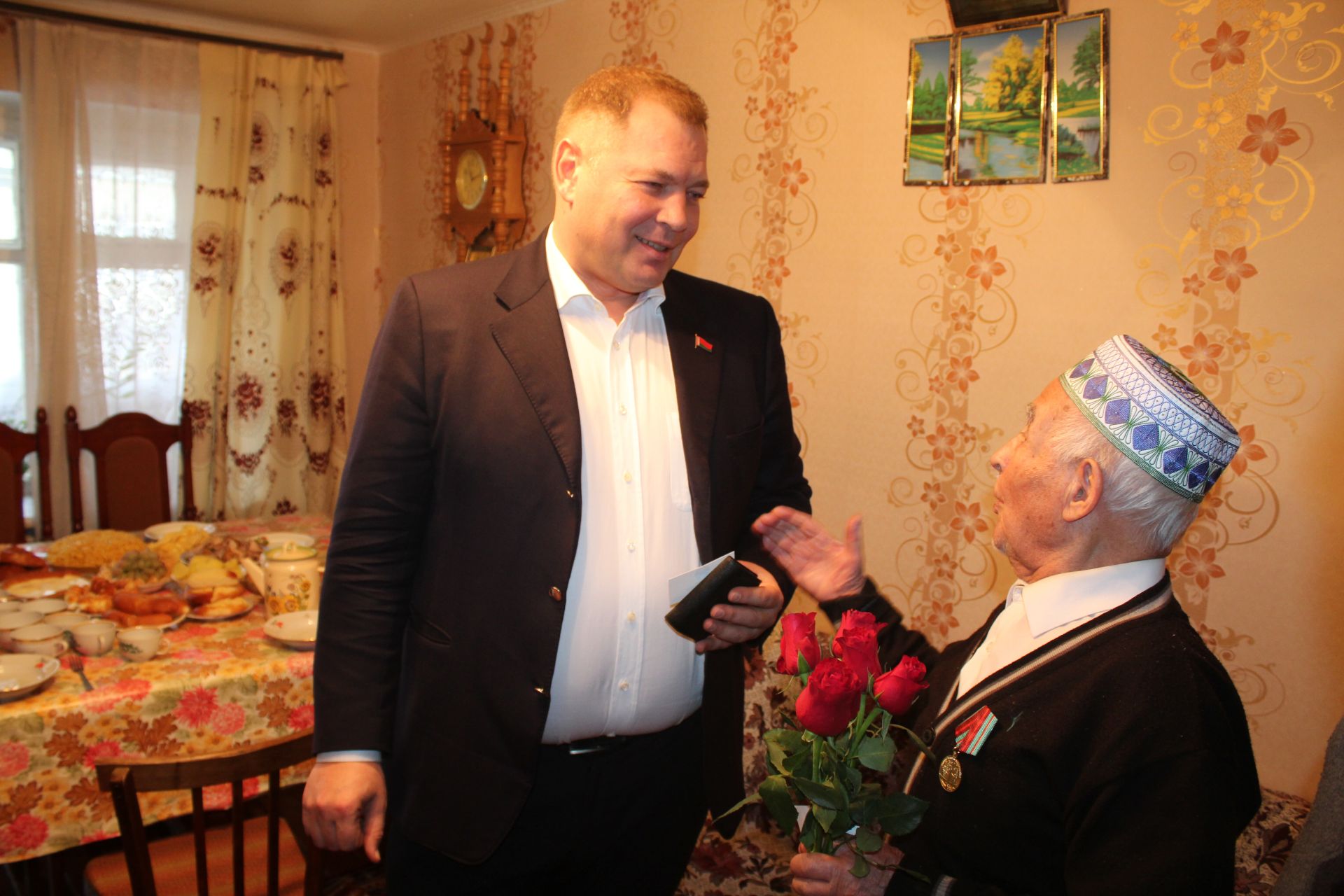 Менделеевскому ветерану Великой Отечественной войны вручена медаль от Президента Белоруссии