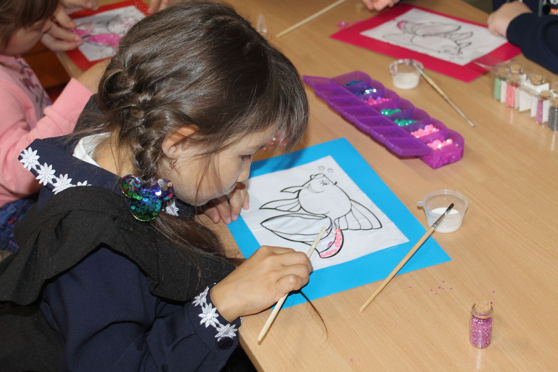 Как в КЦСОН «Берег Надежды» прошло занятие для детей в рамках клуба  «Творческая мастерская»