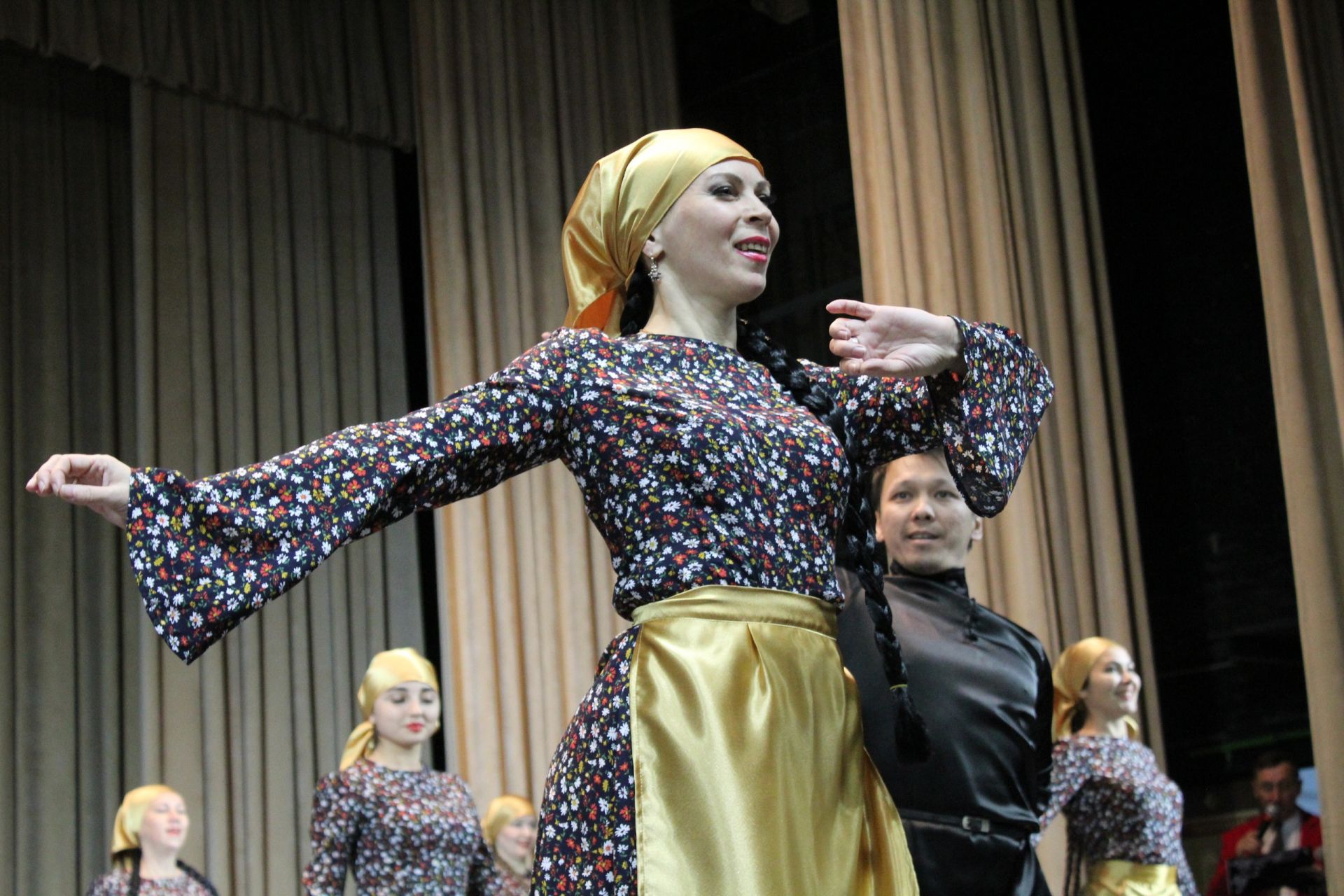 Менделеевцы выступили на отборочном туре Республиканского этнокультурного фестиваля «Наш дом – Татарстан»