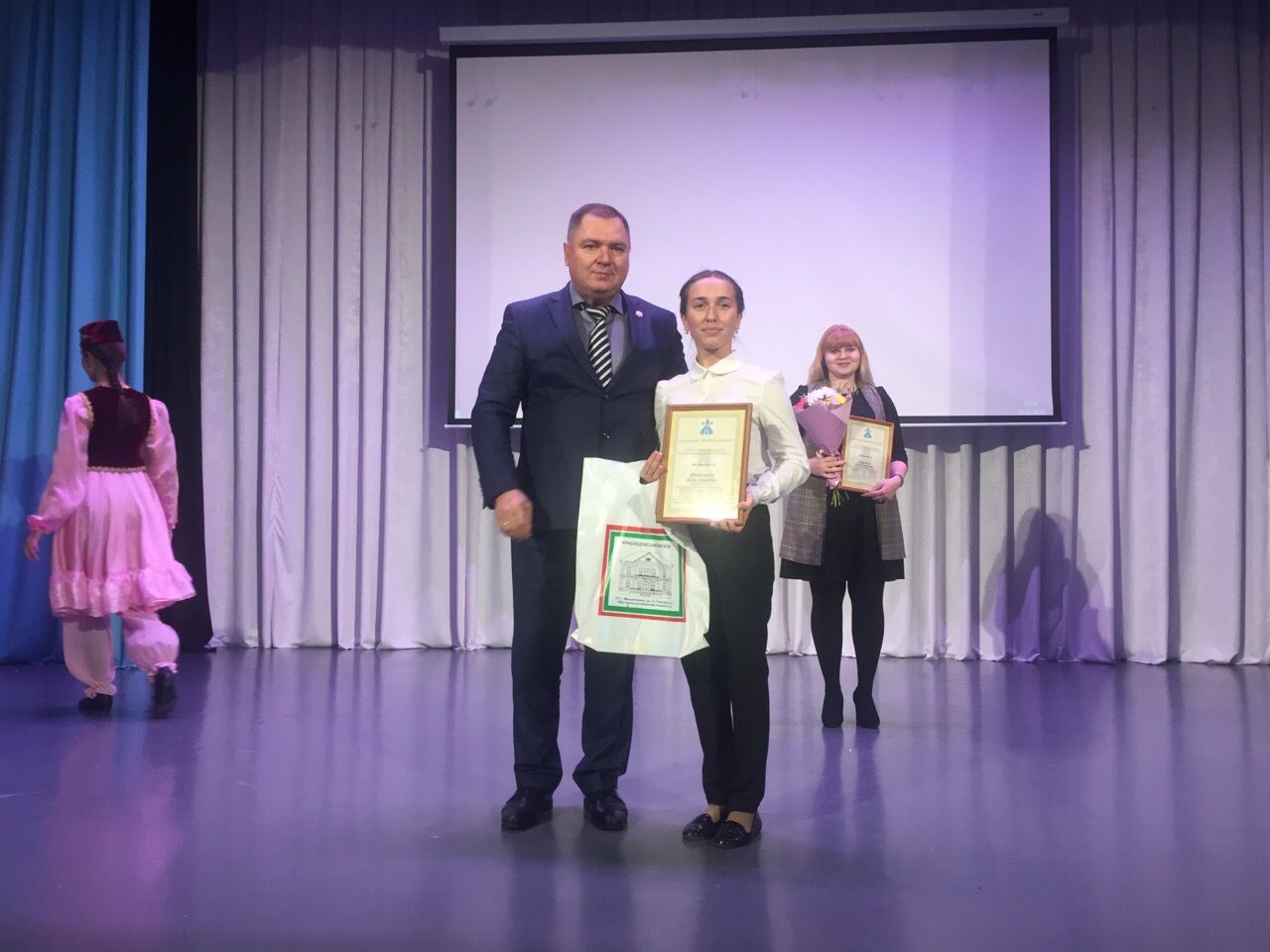 В Менделеевске наградили победителей проекта «Хлебная артель»