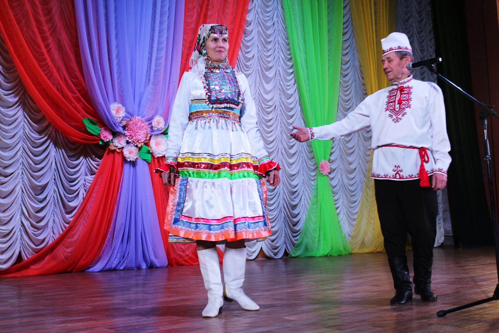 Народный марийский фольклорный ансамбль «Элнет» выступил на фестивале в Камских Полянах