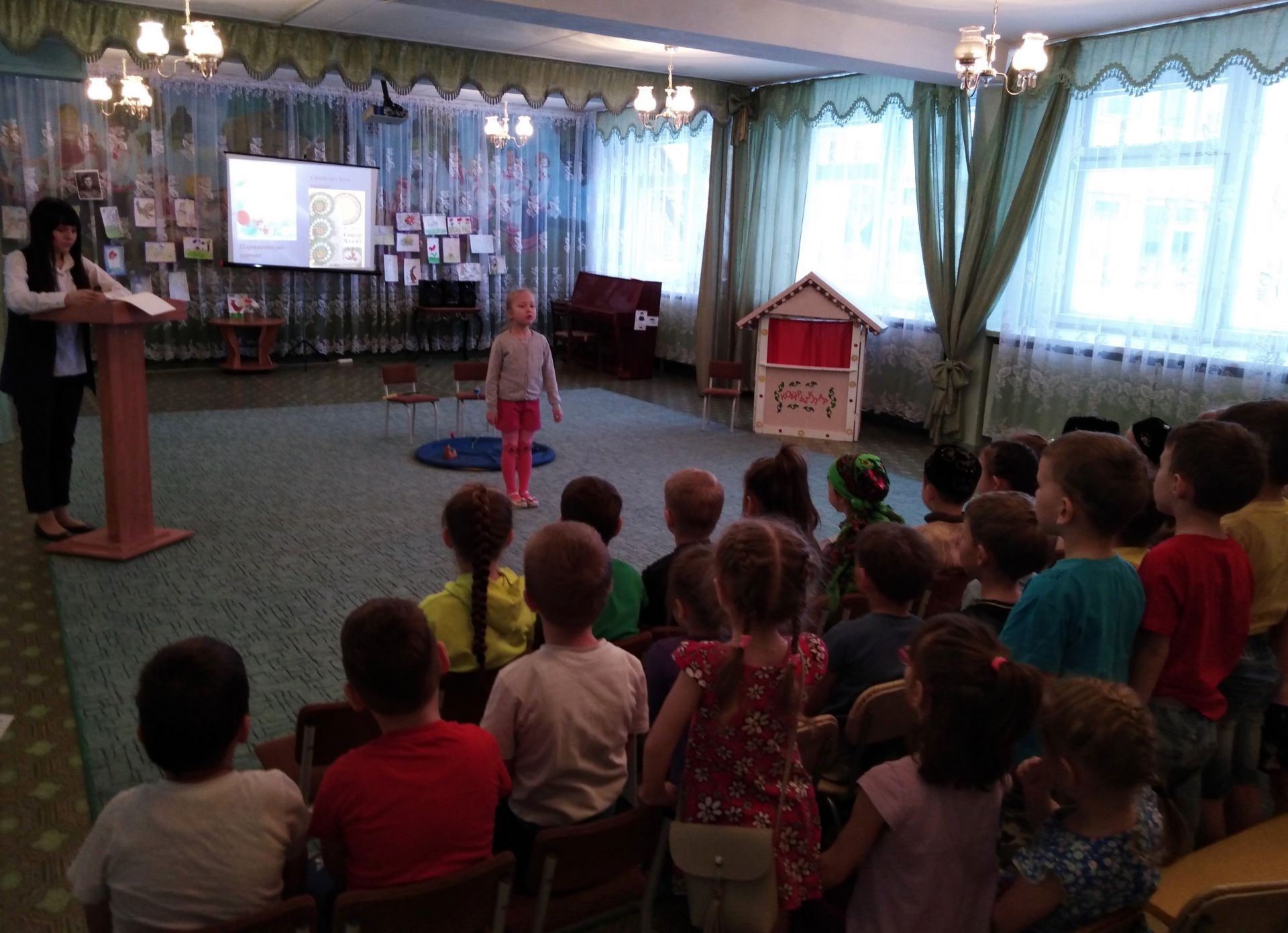Воспитанникам детского сада №12 Менделеевска рассказали о Мусе Джалиле
