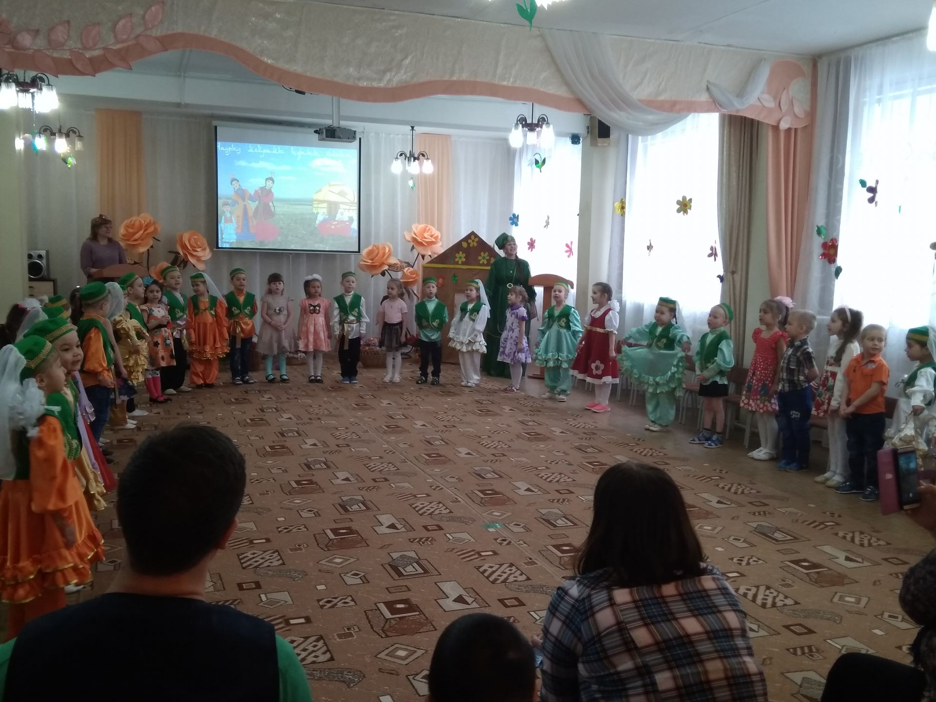 В Менделеевском детском саду «Золотая рыбка» прошел праздник «Навруз»