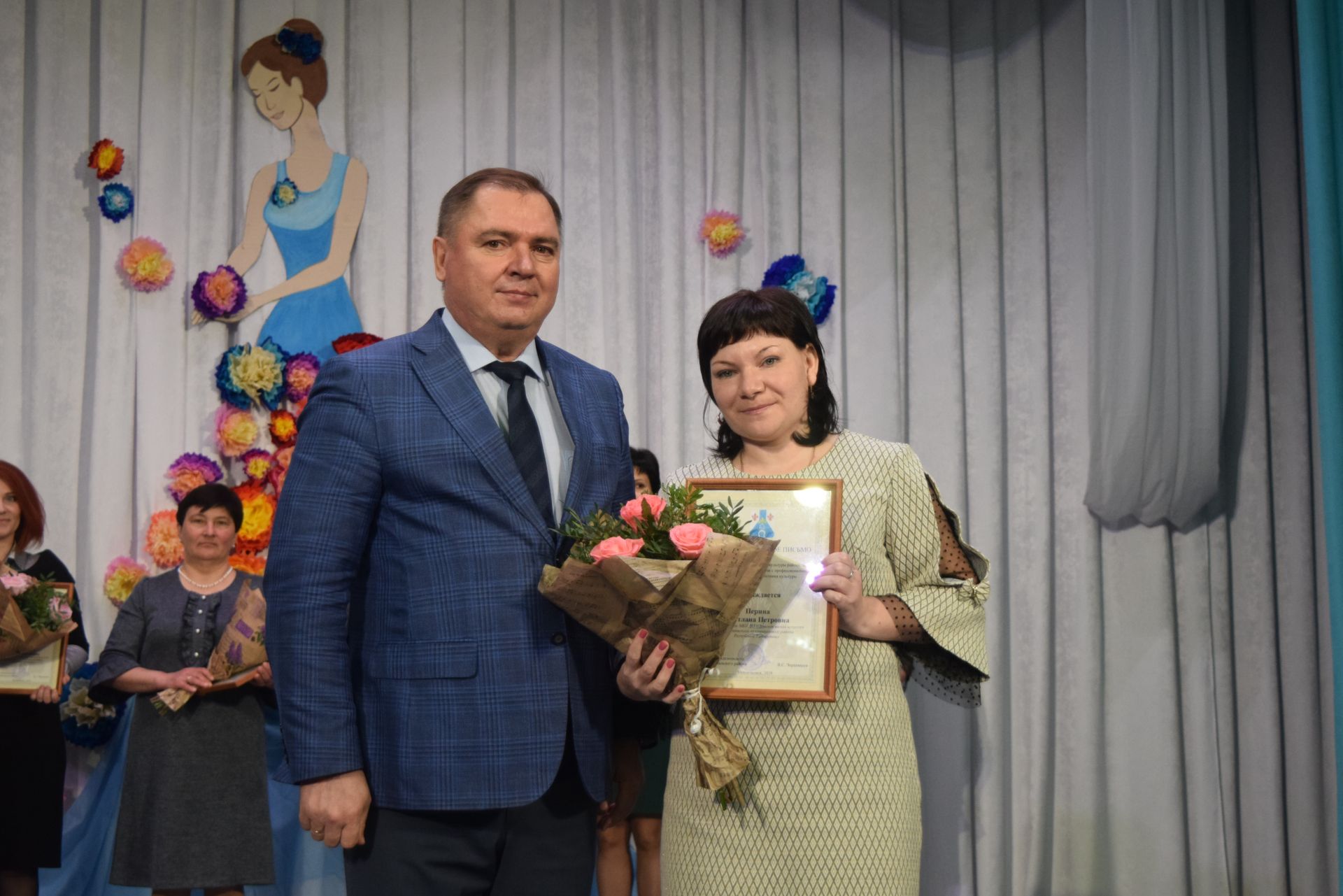 Валерий Чершинцев поздравил работников культуры района с профессиональным праздником