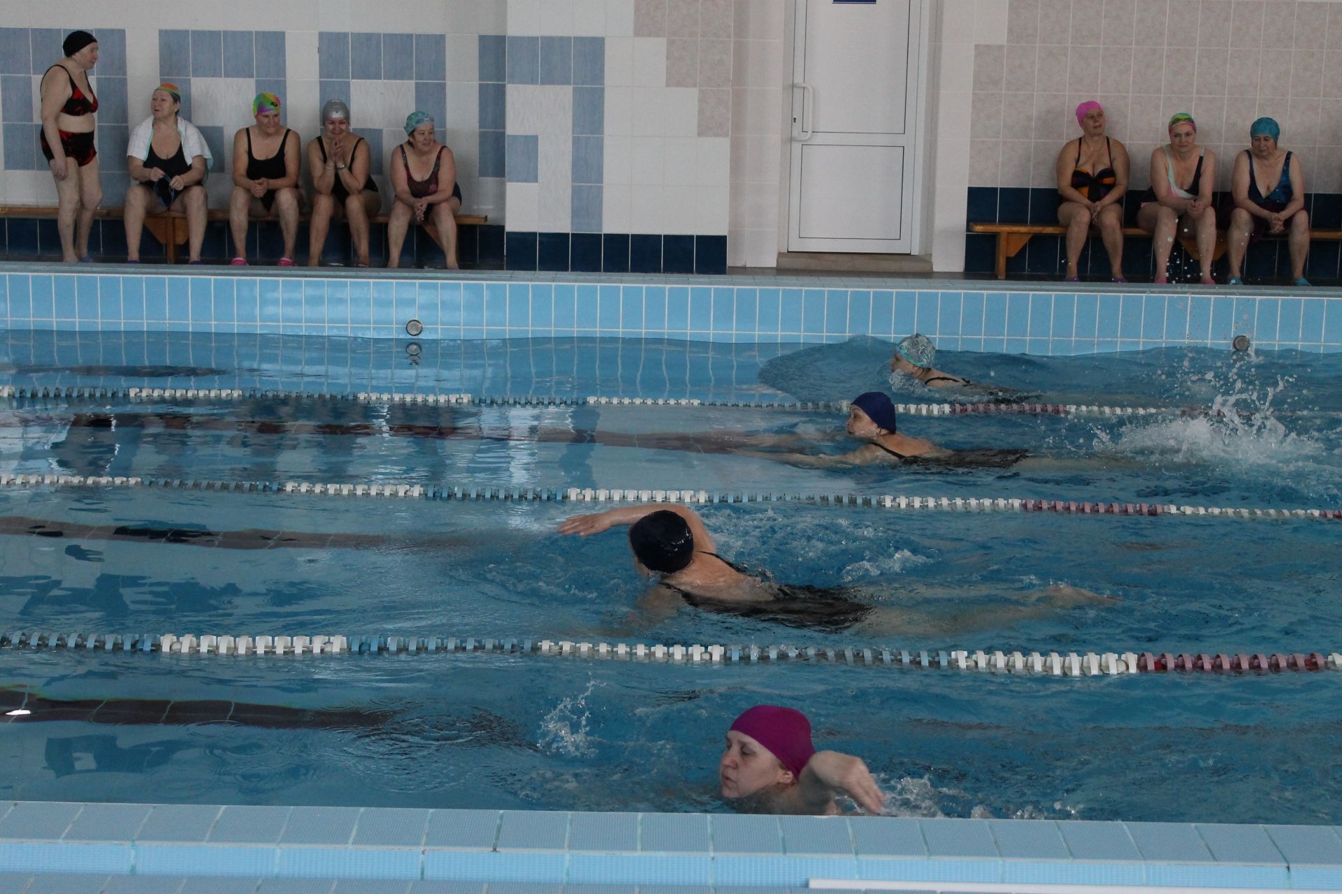 В Менделеевске прошли соревнования по плаванию в рамках IX Спартакиады пенсионеров