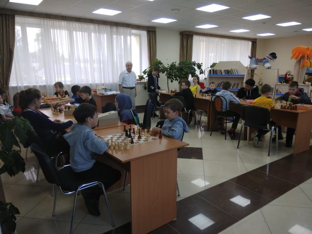 В Менделеевске состоялся XXV городской чемпионат по классическим шахматам на личное первенство среди учащихся школ города и района