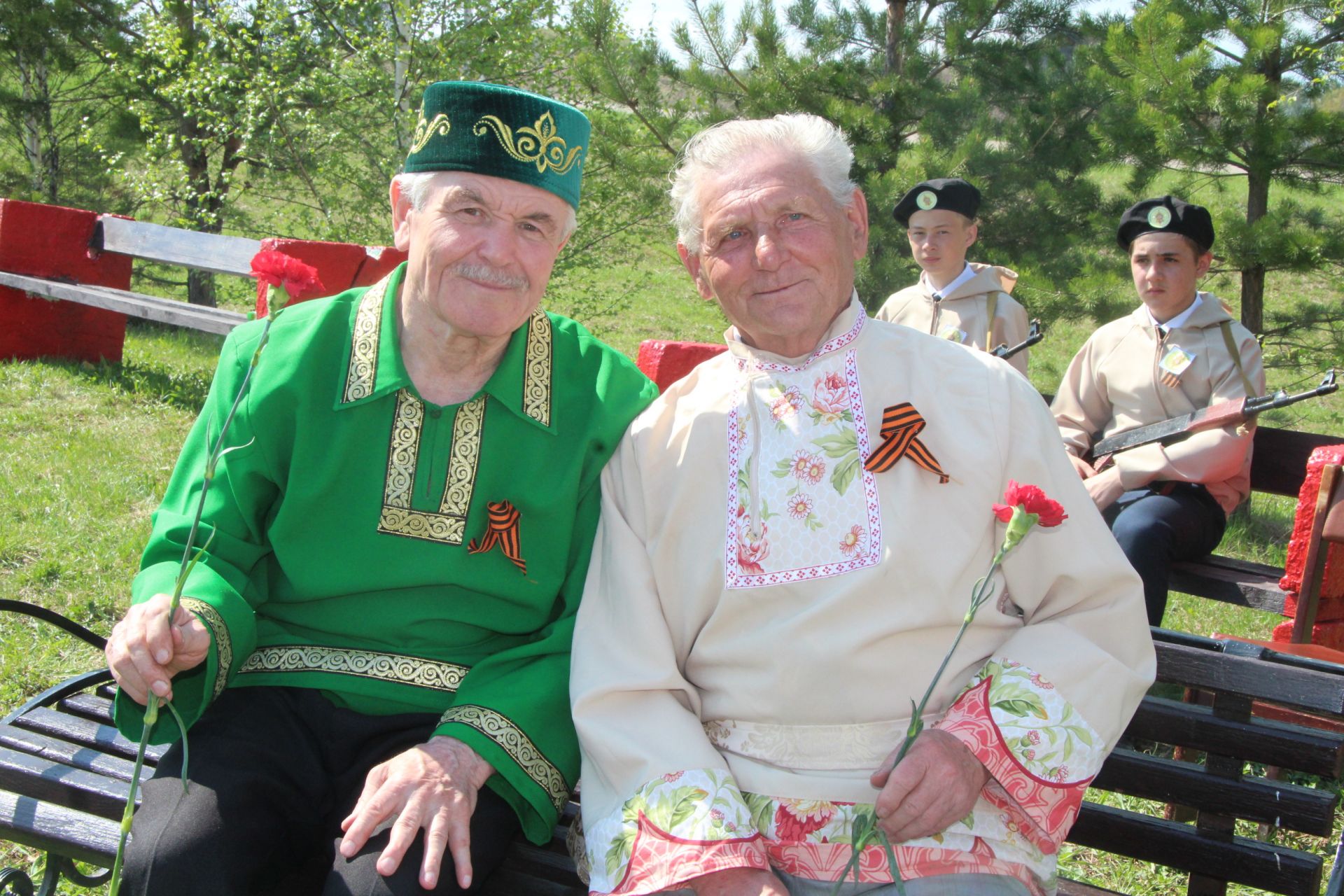 В Ижёвке открыли памятник воинам – односельчанам