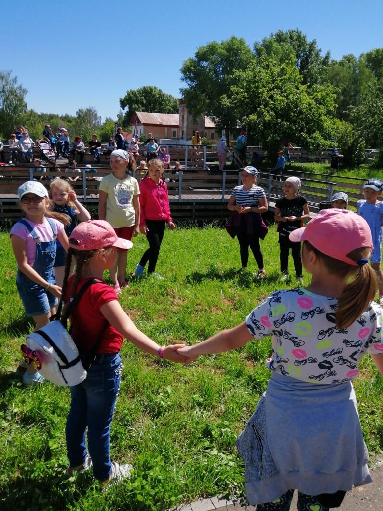 В парке «Ушковские острова» провели мероприятие для детей из пришкольных лагерей