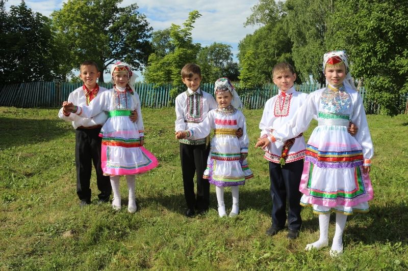 Артисты Ильнети приняли участие на Дне села в Ерыксах