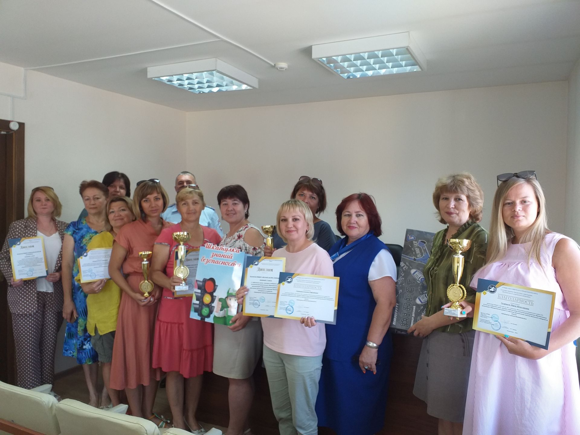 В Менделеевске прошел районный смотр-конкурс лэпбуков среди воспитателей детских садов