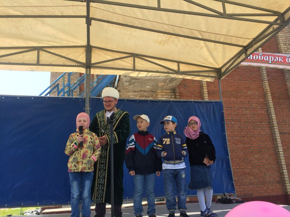 В Уразу-байрам в Менделеевске состоялся конкурс чтецов Корана среди детей