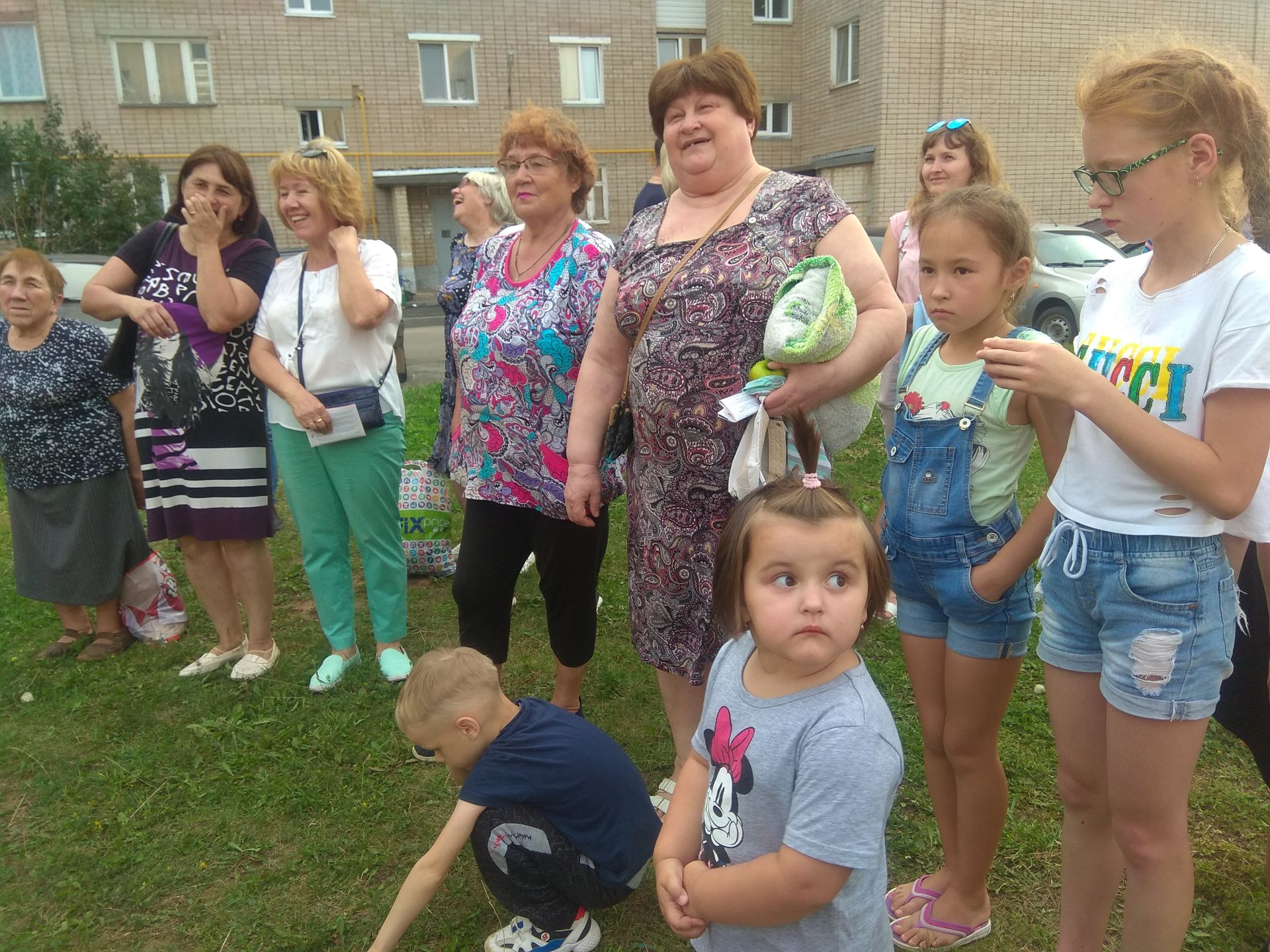 Детская площадка и скамейки:  как преобразится в Менделеевске двор по улице Менделеева
