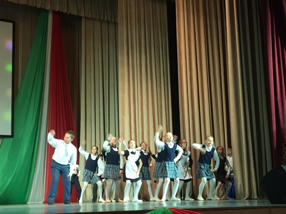 Песни и танцы народов, торжественное вручение паспортов: как менделеевцы отмечают День Республики Татарстан