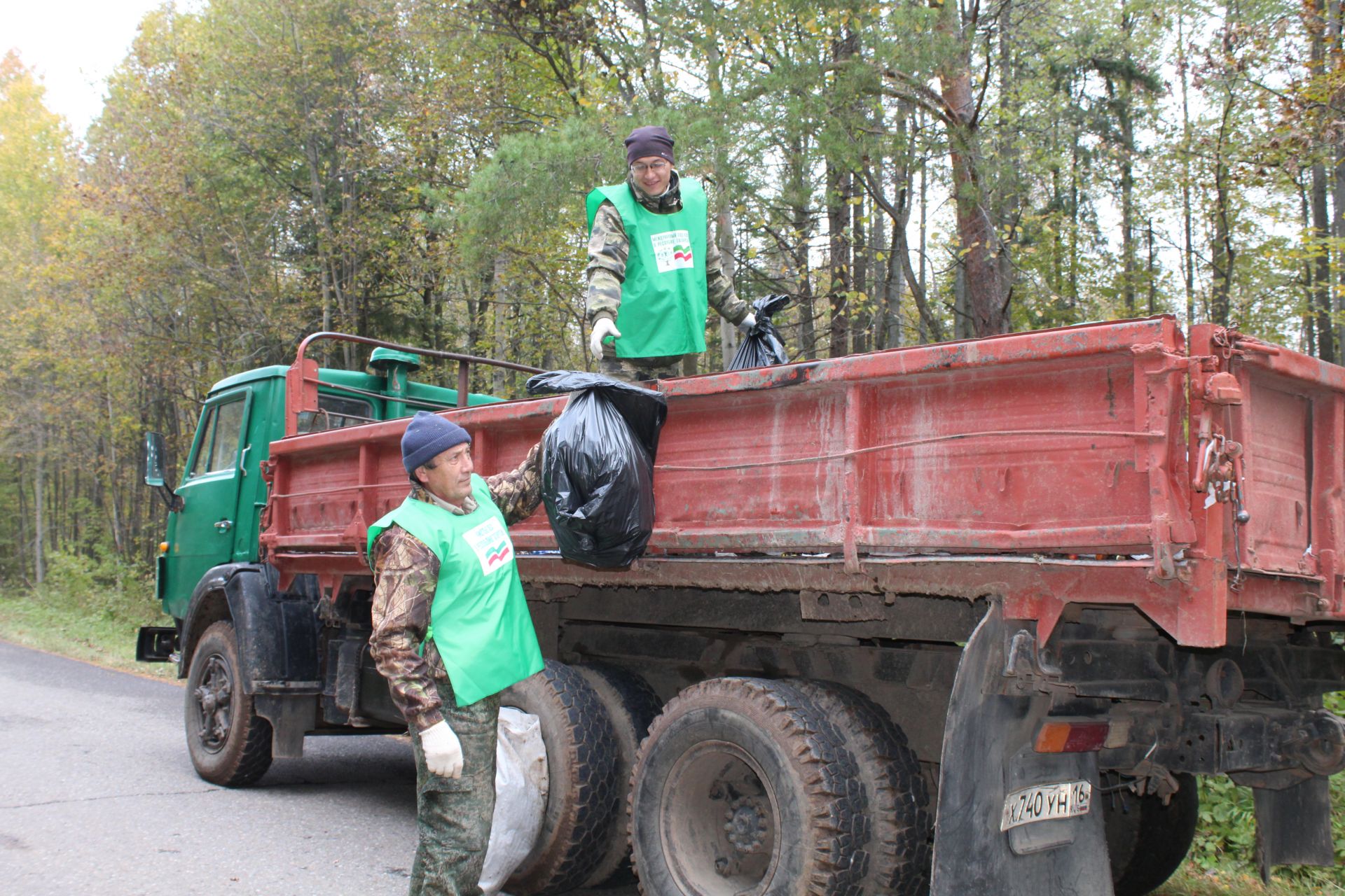 Менделеевцы присоединились к природоохранной акции «Чистые леса Татарстана»