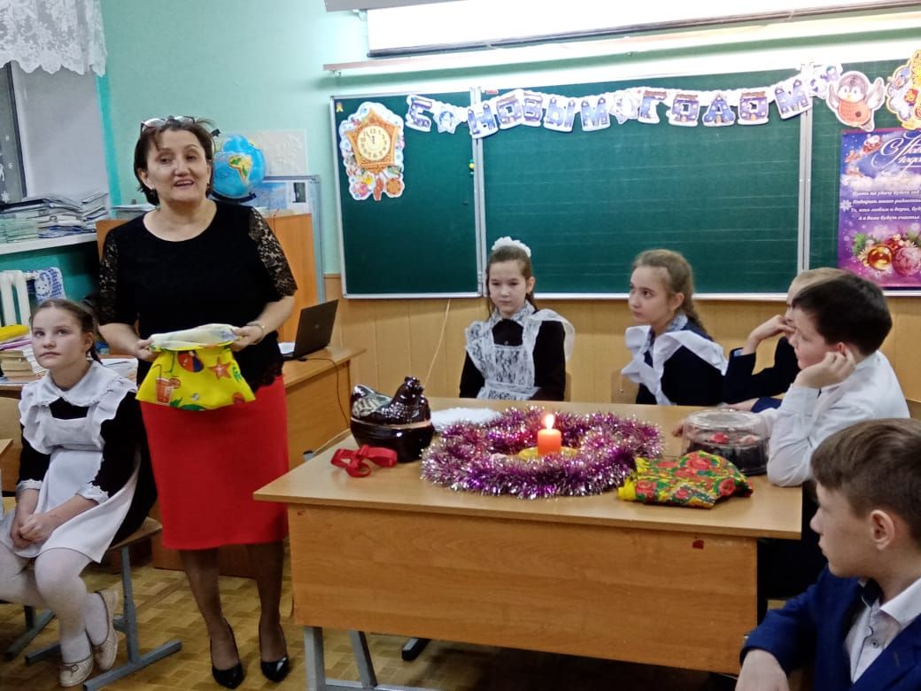 В школе №2 прошел «Святочный праздник»