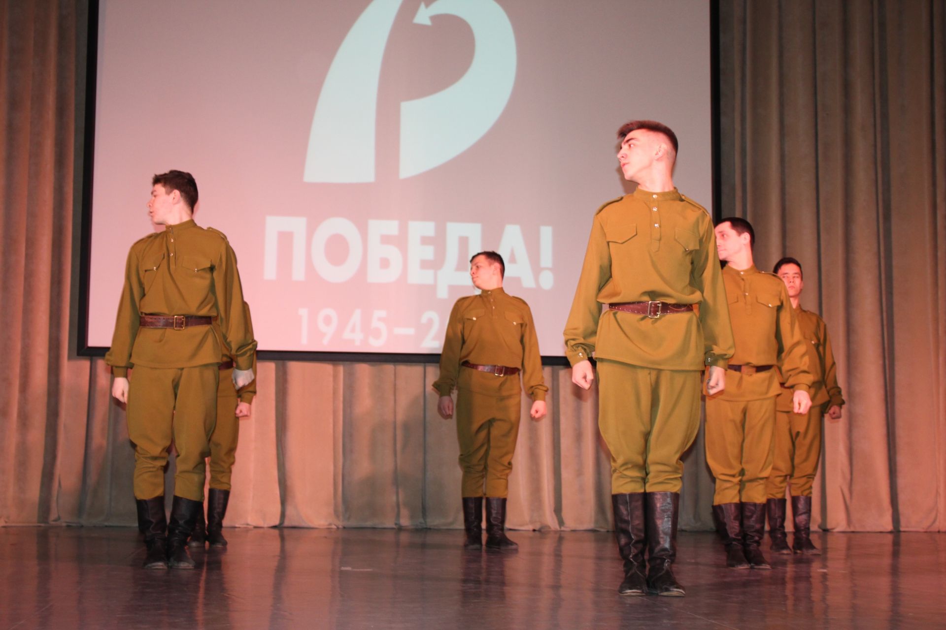 В Менделеевске начались торжества в честь Года 100-летия образования ТАССР