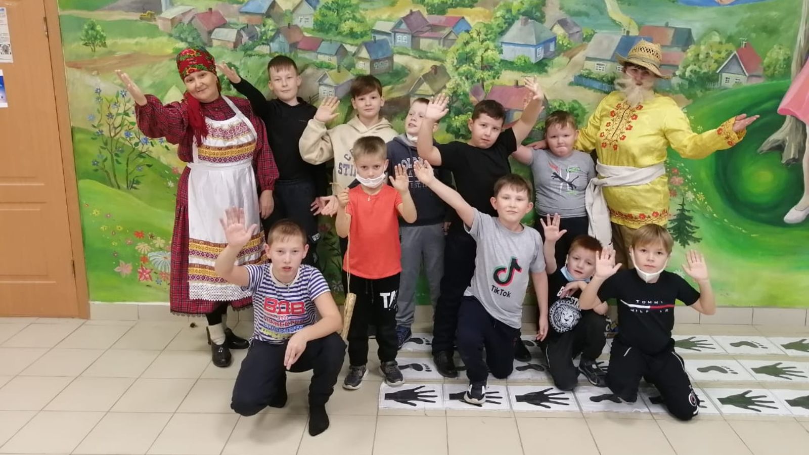 В Менделеевском районе состоялась игровая программа «Как играли в старину»
