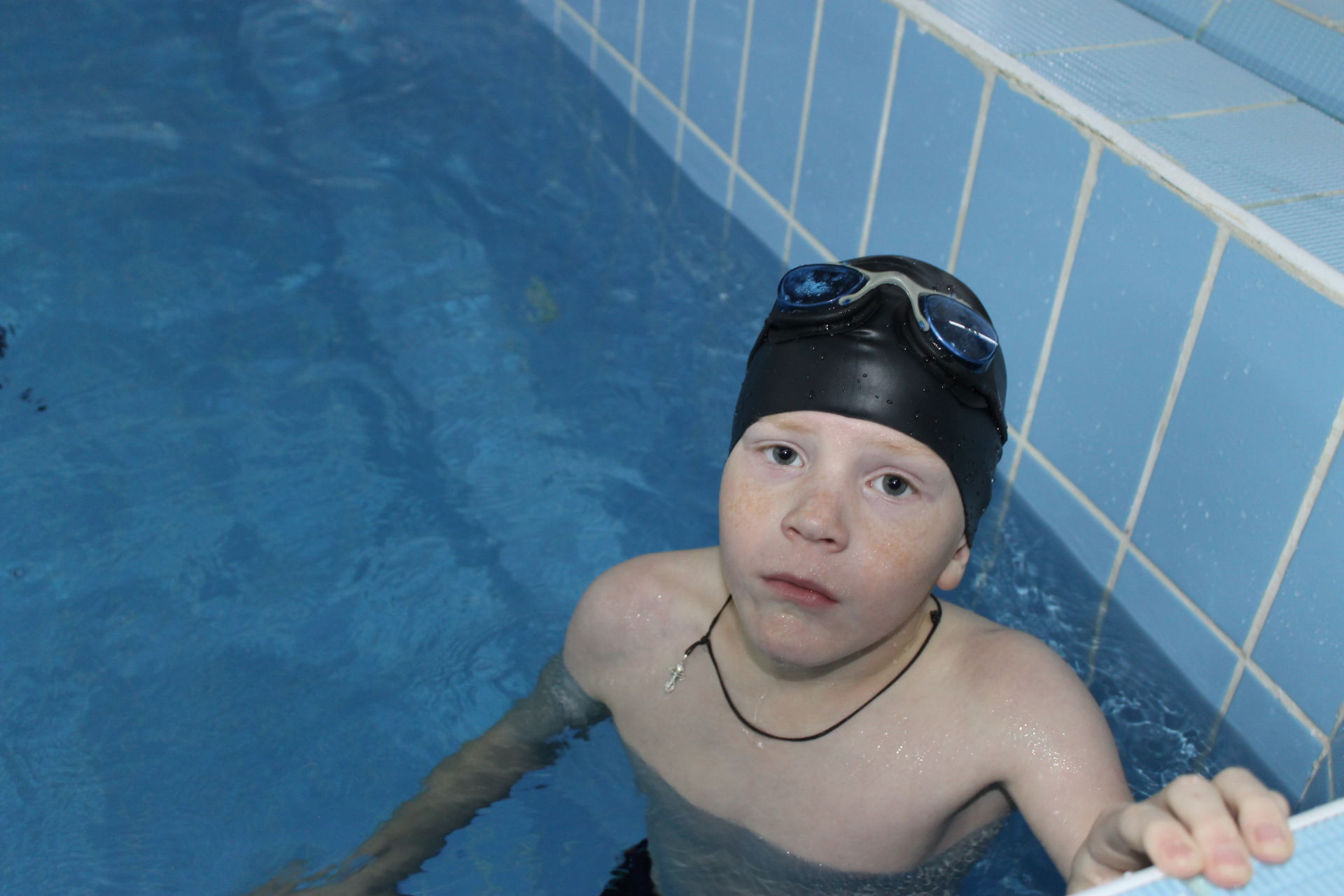 В Менделеевске прошли соревнования по плаванию на призы Деда Мороза
