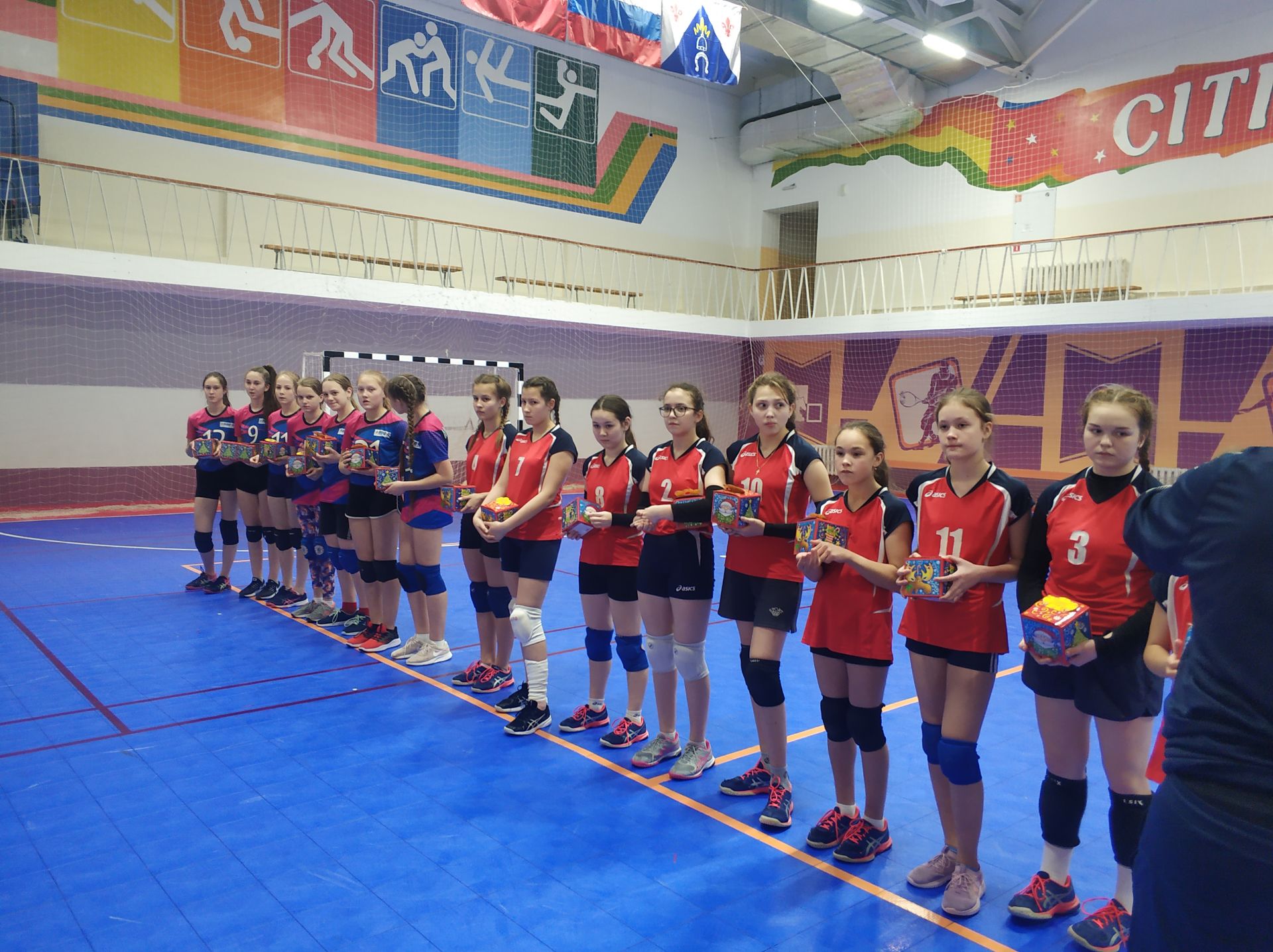 В Менделеевске состоялось открытое Первенство по волейболу
