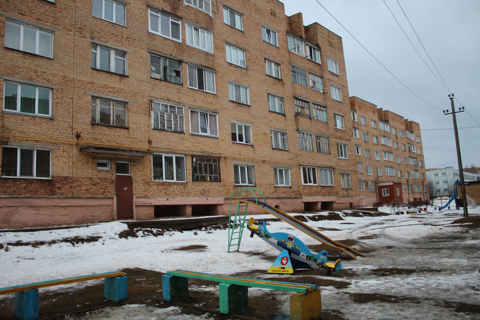 Оборудование площадок, расширение территорий: как изменятся дворы по улице Чоловского
