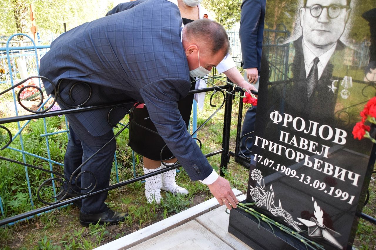В&nbsp;Менделеевске почтили память Героев Советского Союза